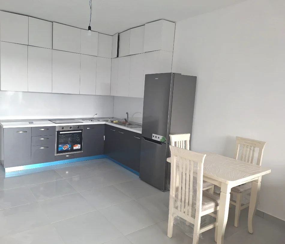 Shitet apartament 2+1, Kati 4, 100 m² 180.000 € ne 5 Maji