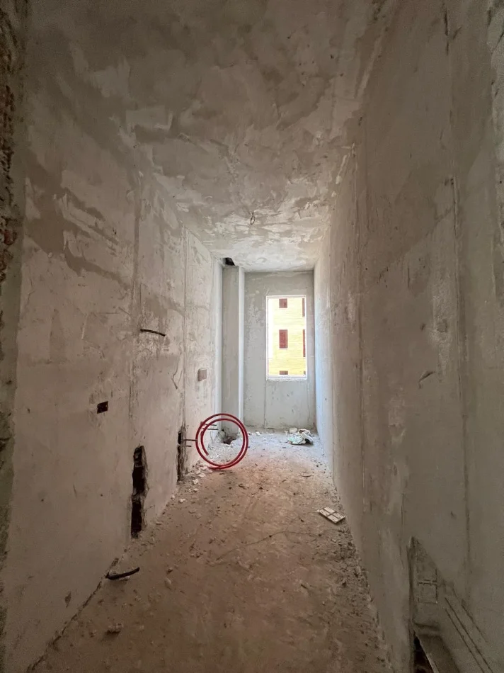 Tirane, shitet apartament 2+1+Ballkon Kati 1, 107 m² (Ringside Paskuqan)