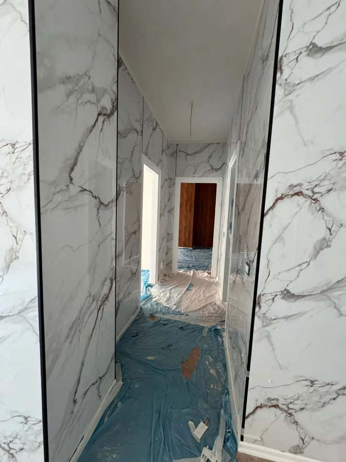 Tirane, jepet me qera zyre Kati 3, 100 m² 1.000 € (PRANE KLINIKES INDIANE TE SYRIT)