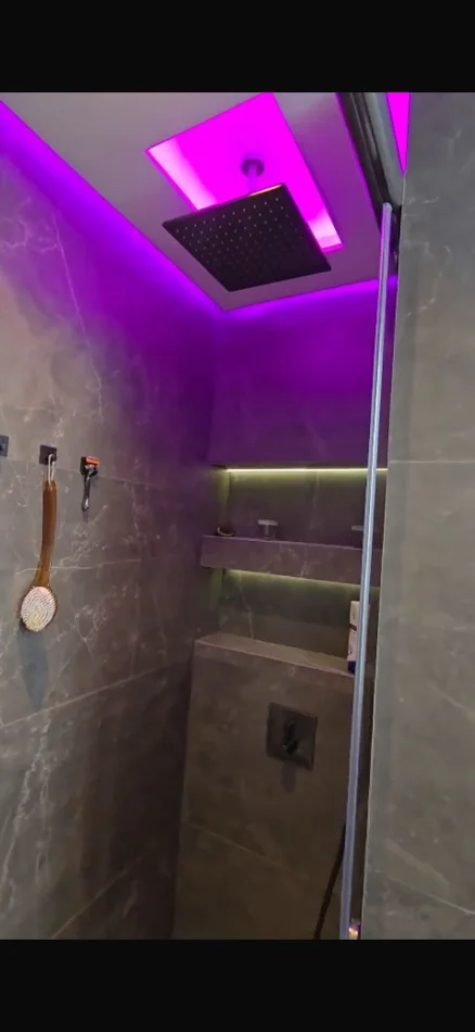 Tirane, shitet apartament 3+1 Kati 1, 930 m² 290.000 € (Ish Fusha e Aviacionit)