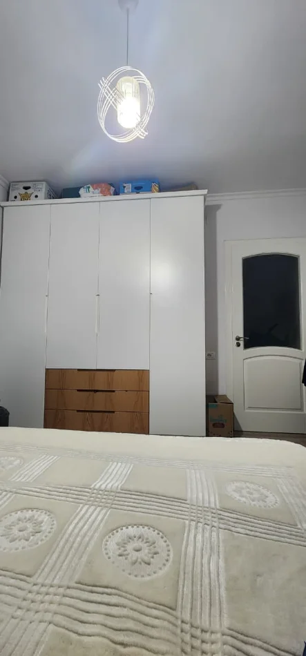 Tirane, jepet me qera apartament 1+1 Kati 3, 65 m² 450 € 