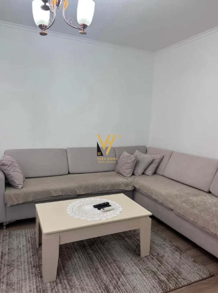 Tirane, jepet me qera apartament 1+1+Ballkon Kati 5, 58 m² 470 € (SHKOLLA E BALETIT)