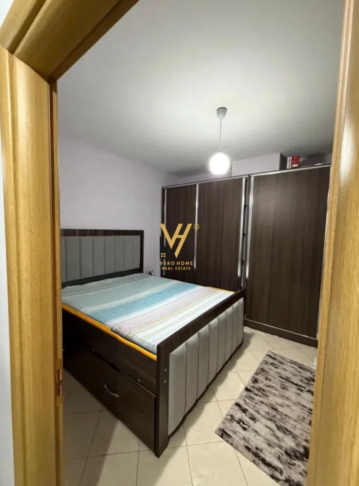 Tirane, jepet me qera apartament 1+1+Ballkon Kati 5, 57 m² 420 € (ASTIR)