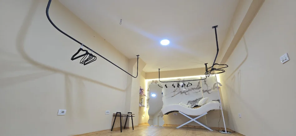 Tirane, jepet me qera ambjent biznesi Kati 0, 34 m² 250 € (Alajdin Frasheri)