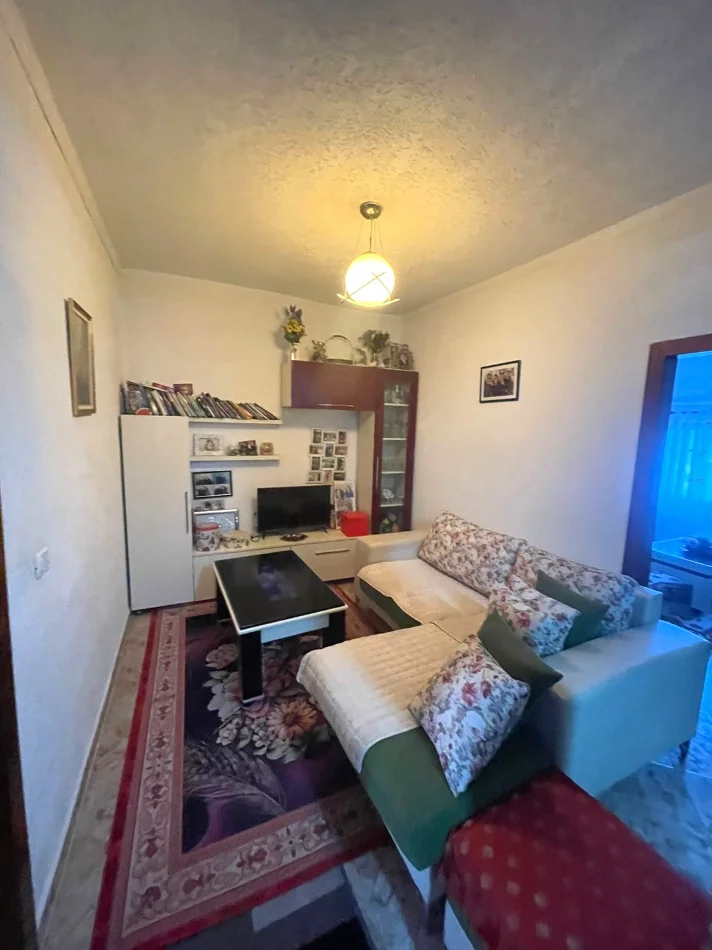 🏡 JEPET ME QERA APARTAMENT 3+1 NE LAPRAKË,  500 Eur