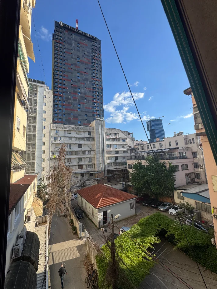 Tirane, shitet apartament 2+1+Aneks+Ballkon , 113 m² 310.000 € (Sheshi Skenderbej , Qender)