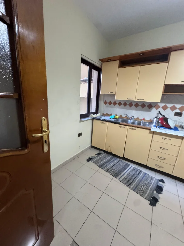 Tirane, shitet apartament 2+1+Aneks+Ballkon , 113 m² 310.000 € (Sheshi Skenderbej , Qender)