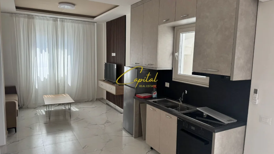 Tirane, jepet me qera apartament 1+1 Kati 1, 50 m² 500 € (5 MAJI)
