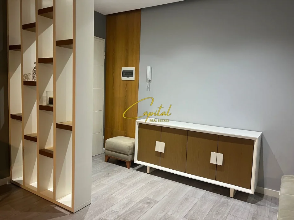 Tirane, jepet me qera apartament 2+1 Kati 6, 85 m² 620 € (ISH PARKU)