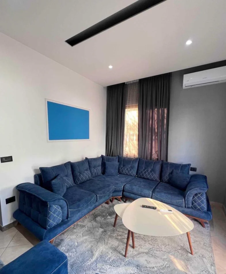 Tirane, jepet me qera apartament 2+1 Kati 1, 100 m² 450 € 