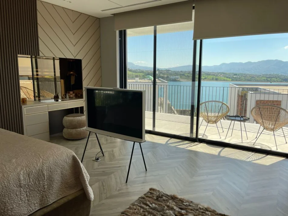 Tirane, jepet me qera Vile 2 Katshe , 500 m² 8.000 € (Farke)