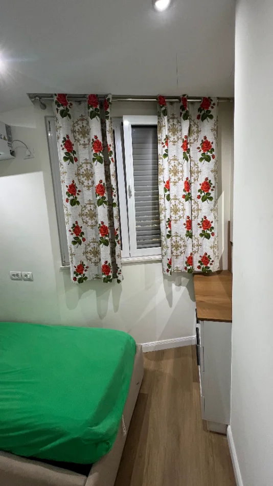 Tirane, jepet me qera apartament 2+1 , 100 m² 650 € (Fusha e Aviacionit)