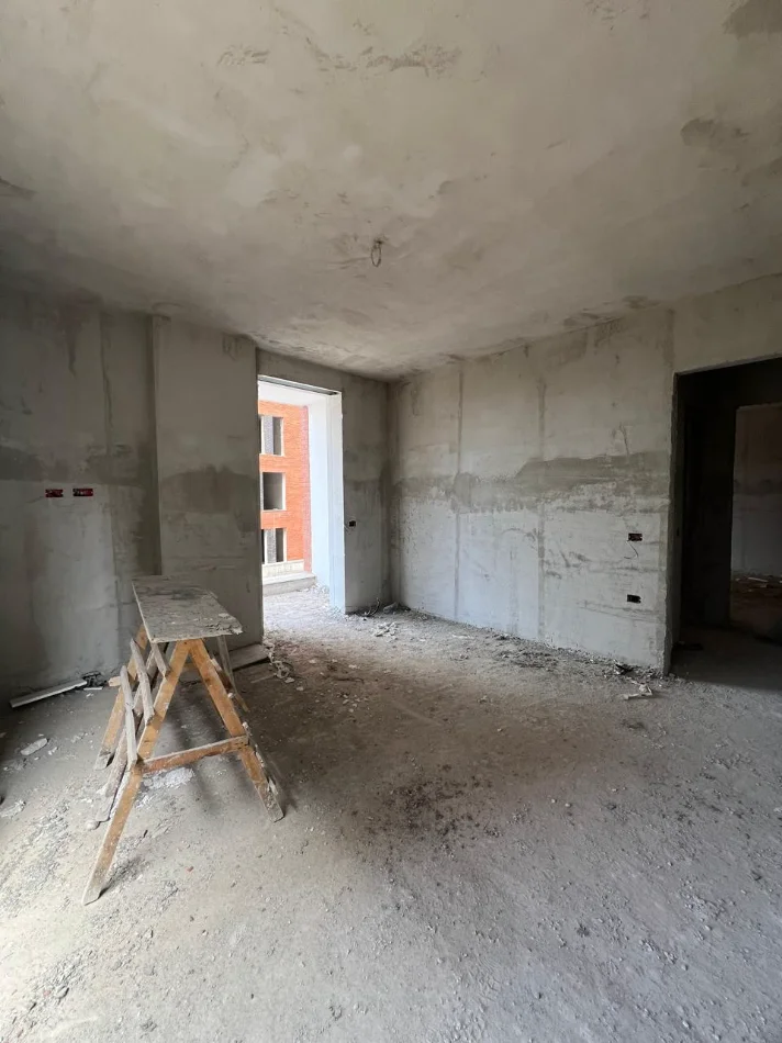 Tirane, shitet apartament 2+1+Aneks+Ballkon Kati 1, 107 m² 123.000 € (Paskuqan)