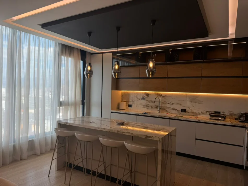 Tirane, jepet me qera apartament Dublex Kati 9, 315 m² 3.500 € 