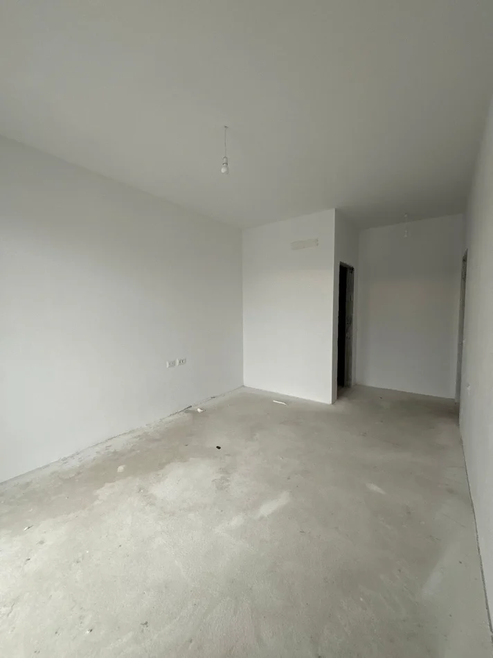 Tirane, shitet apartament 2+1+Aneks+Ballkon Kati 8, 109 m² 145.800 € 