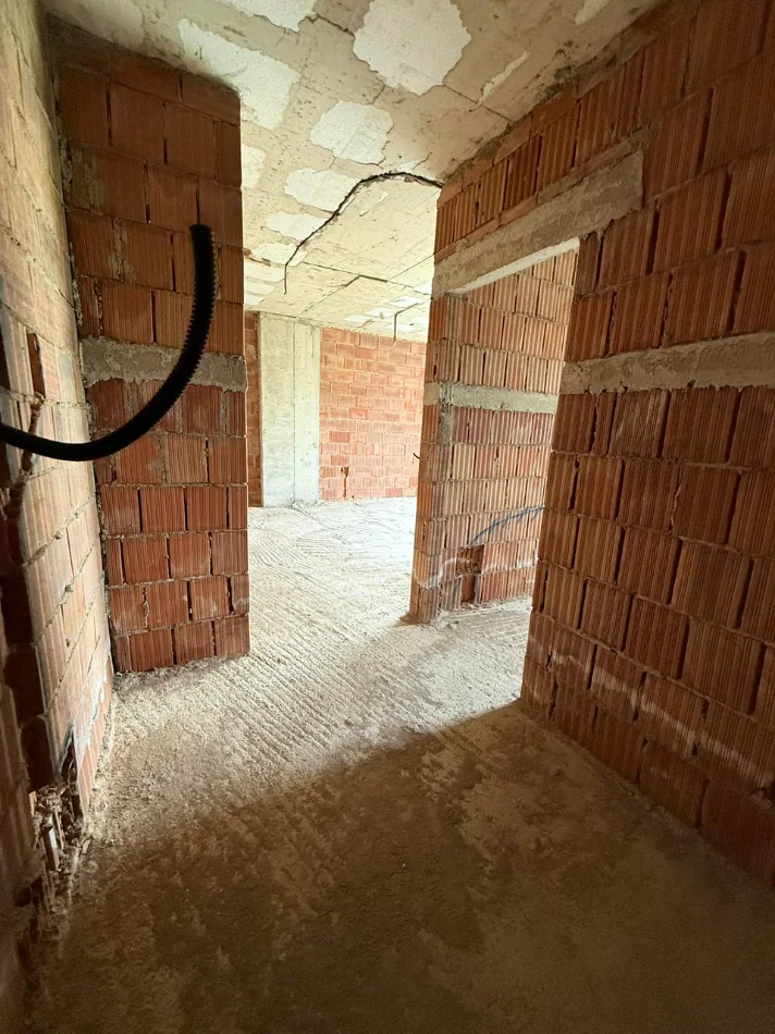 Tirane, shitet apartament 1+1+Aneks+Ballkon Kati 3, 78 m² 116.000 € 