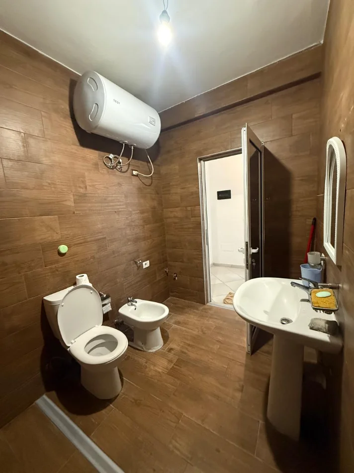 Tirane, shitet apartament 2+1 Kati 4, 106 m² 205.000 € 