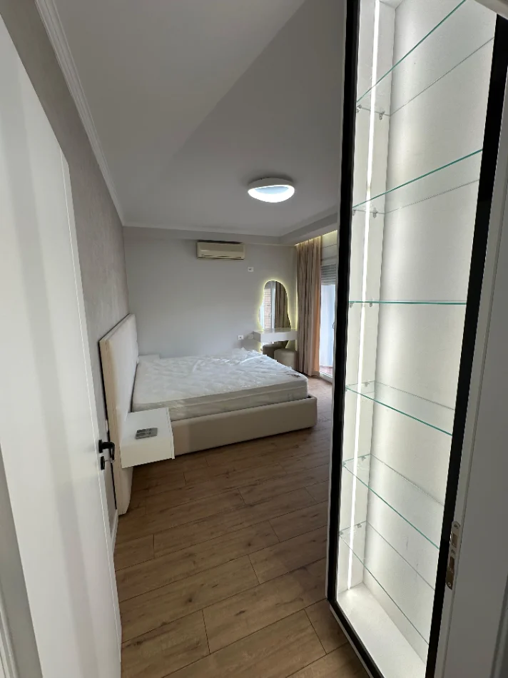 Tirane, jepet me qera apartament 2+1 Kati 2, 107 m² 1.000 € (Don Bosko, prane Vizion Plus)