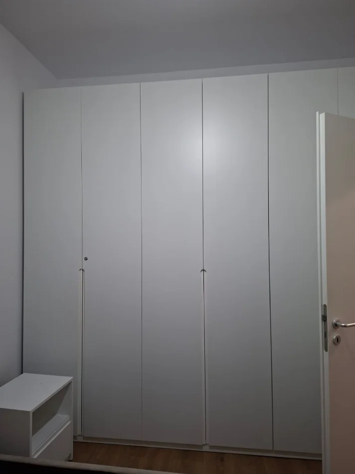 Tirane, jepet me qera apartament 1+1 Kati 2, 