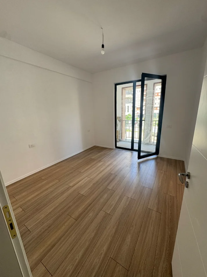 Tirane, jepet me qera apartament 1+1 Kati 1, 60 m² 400 € (Astir , Urban Gate)