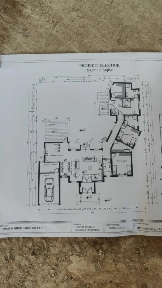 Pogradec, shes Vile 1 Katshe Kati 1, 280 m² 200.000 € (Rruga e Vilave)