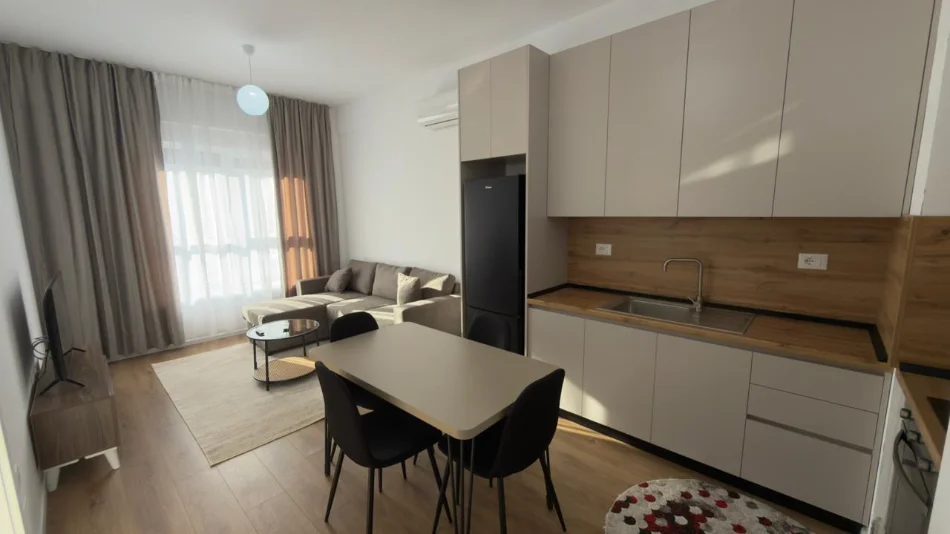 Tirane, jepet me qera apartament 1+1 Kati 6, 48 m² 415 € (Ali Demi)