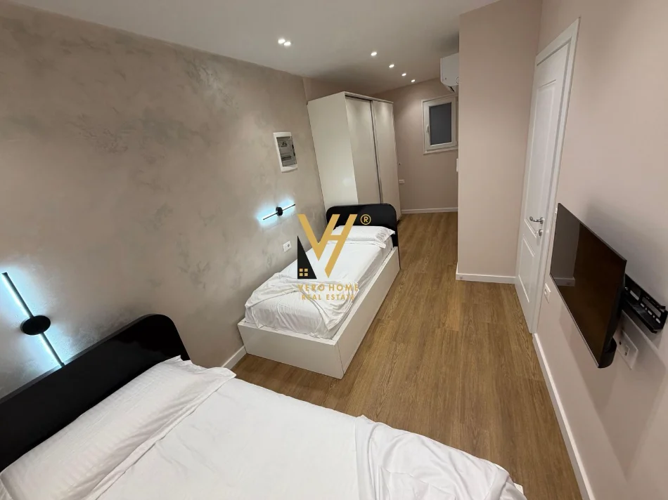 Tirane, jepet me qera apartament 1+1+Ballkon Kati 2, 60 m² 500 € (SHKOZE)