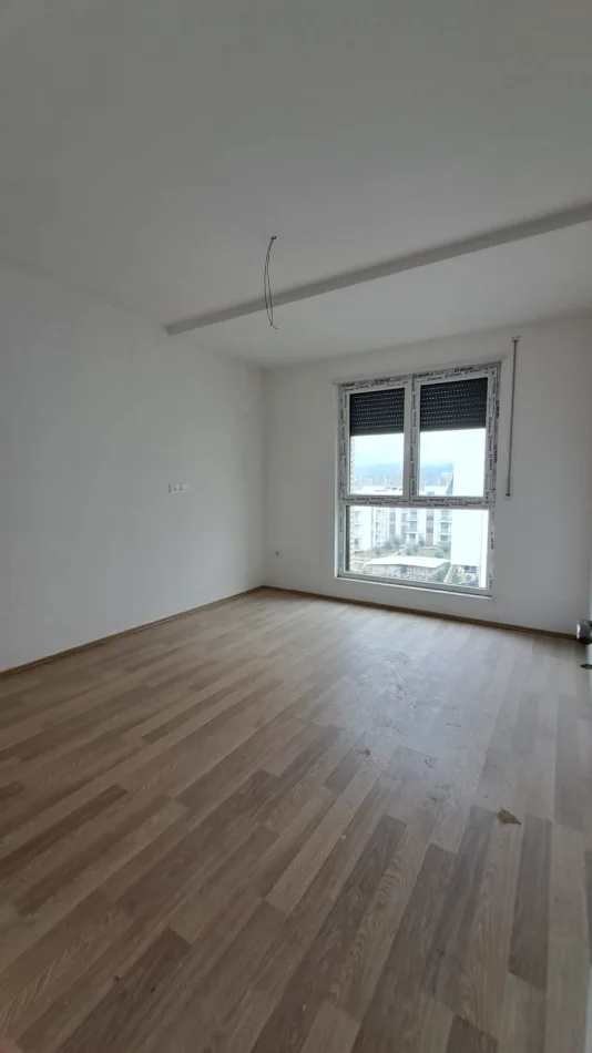 Tirane, jepet me qera apartament 2+1+Ballkon Kati 5, 100 m² 400 € (Astir)