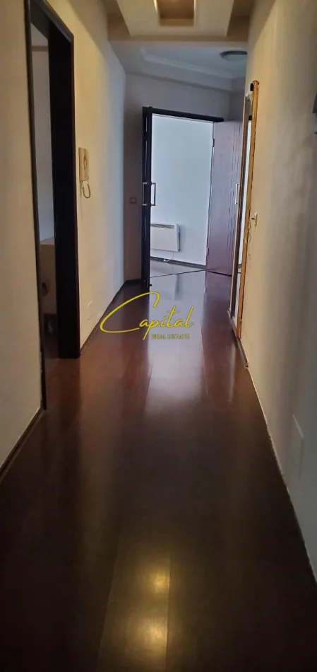 Tirane, jepet me qera apartament 2+1 Kati 5, 112 m² 600 € (KOMUNA E PARISIT)
