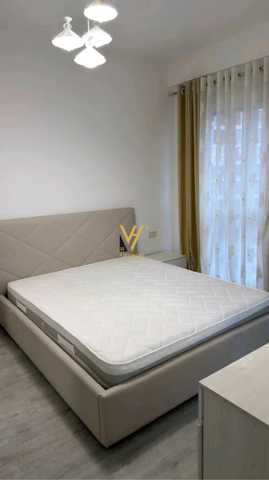 Tirane, jepet me qera apartament 2+1+Ballkon Kati 3, 80 m² 700 € (5 MAJI)