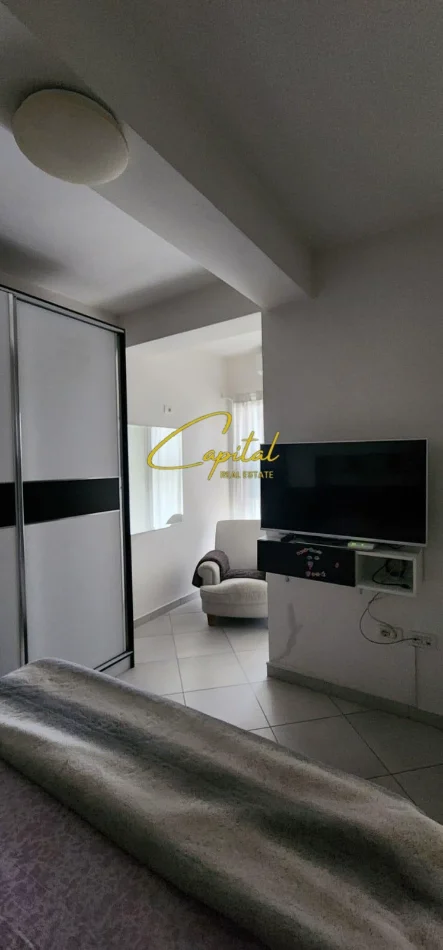 Tirane, jepet me qera apartament 2+1 Kati 3, 75 m² 550 € (GOLDEN PARK 3)