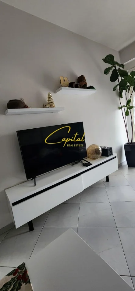 Tirane, jepet me qera apartament 2+1 Kati 3, 75 m² 550 € (GOLDEN PARK 3)