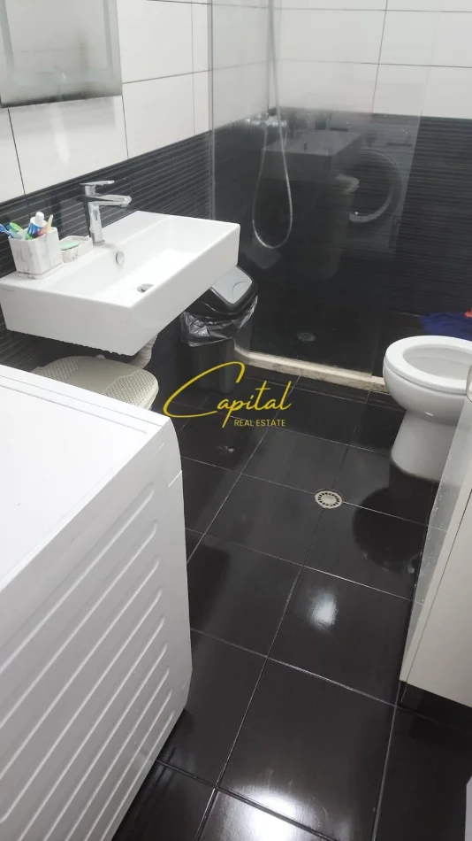 Tirane, jepet me qera apartament 2+1 Kati 3, 75 m² 550 € (GOLDEN PARK 3)