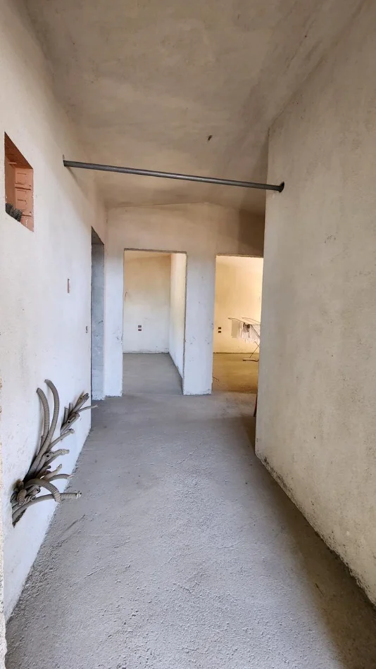 Tirane, shitet Vile 3 Katshe Kati 4, 430 m² 