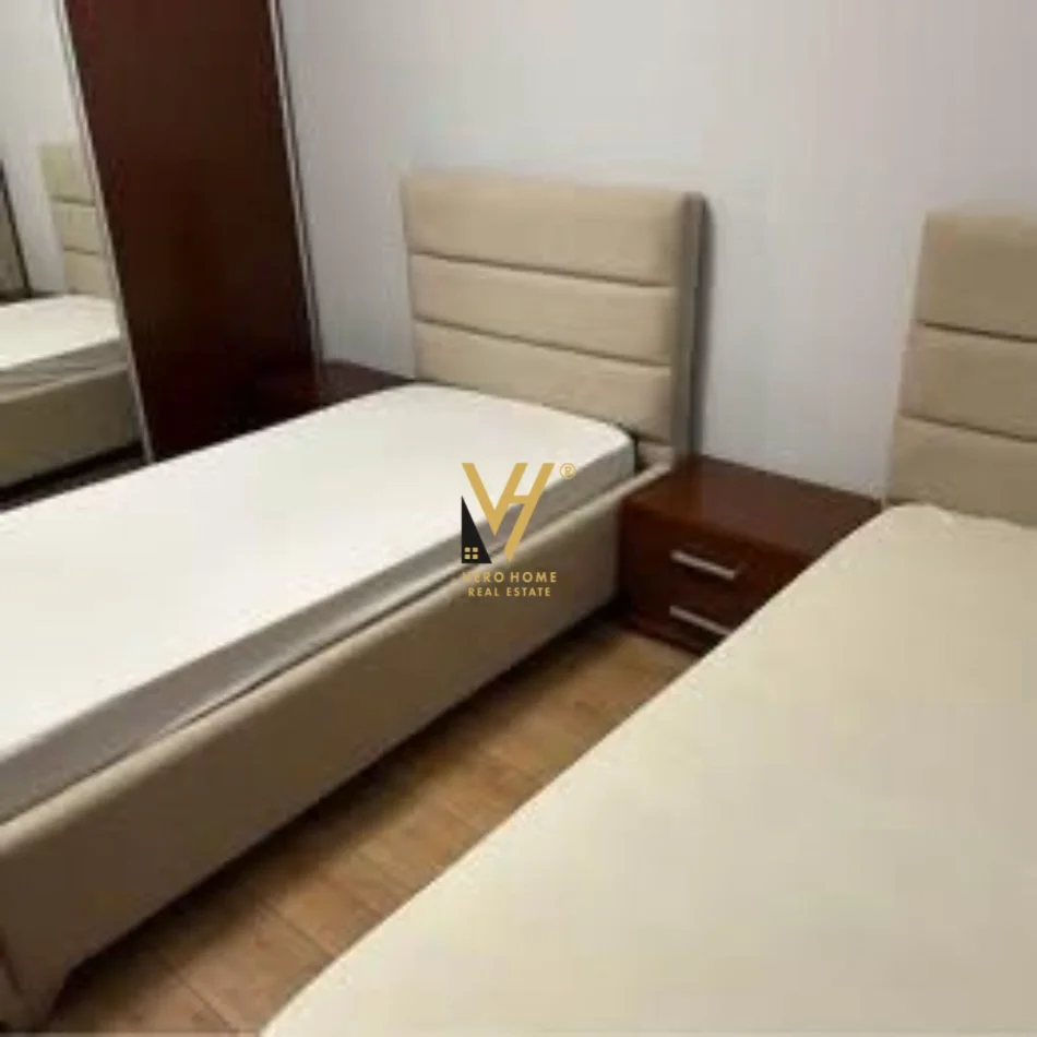 Tirane, jepet me qera apartament 1+1+Ballkon Kati 2, 75 m² 670 € (MYSLYM SHYRI)
