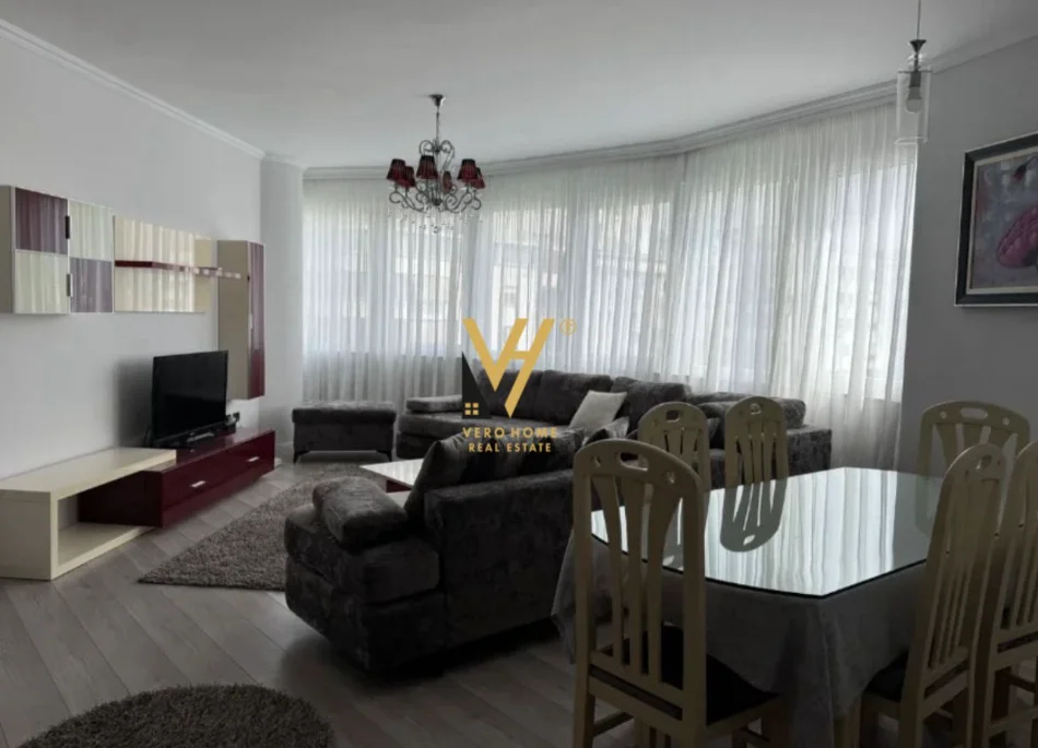Tirane, jepet me qera apartament 3+1+Ballkon Kati 6, 125 m² 1.200 € (DELIJORGJI)