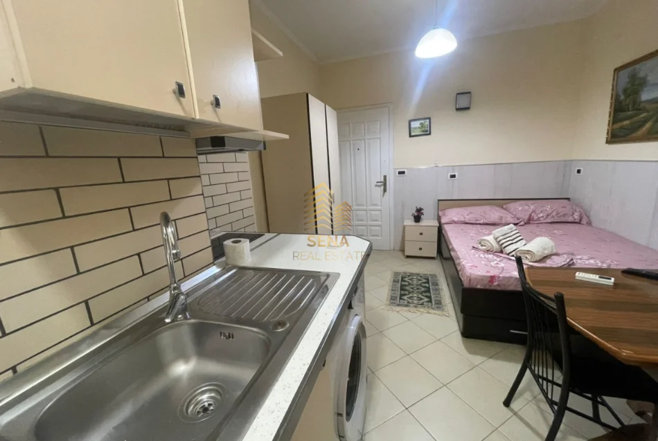 Tirane, jepet me qera apartament 1+1 Kati 2, 35 m² 330 € (Siri Kodra)