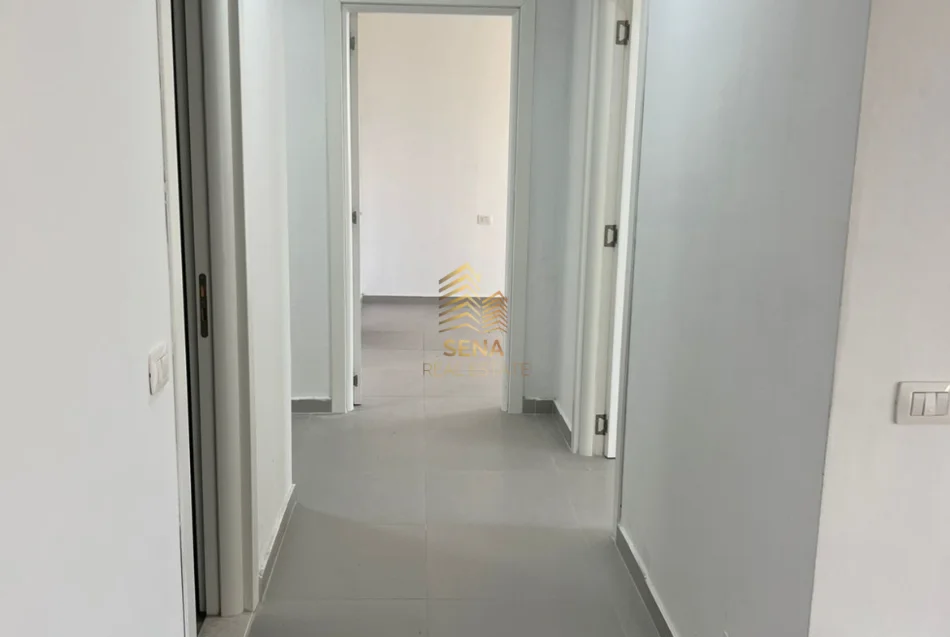 Tirane, jepet me qera apartament 2+1+Ballkon Kati 5, 108 m² 400 € (Rruga e Dibres)