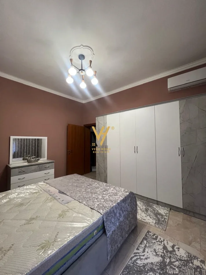 Tirane, jepet me qera apartament 2+1+Ballkon Kati 2, 70 m² 670 € (STADIUMI DINAMO)