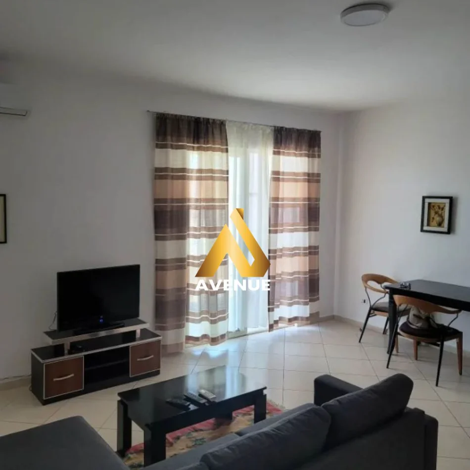 Tirane, jepet me qera apartament 1+1 Kati 8, 70 m² (rruga thoma koxhaj)