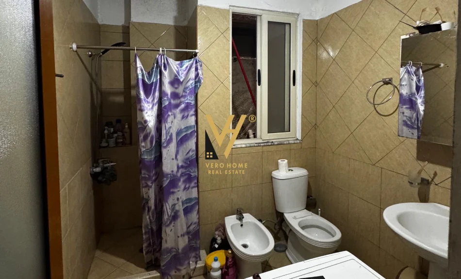 Tirane, jepet me qera apartament 1+1+Ballkon Kati 4, 60 m² 420 € (ASTIR)