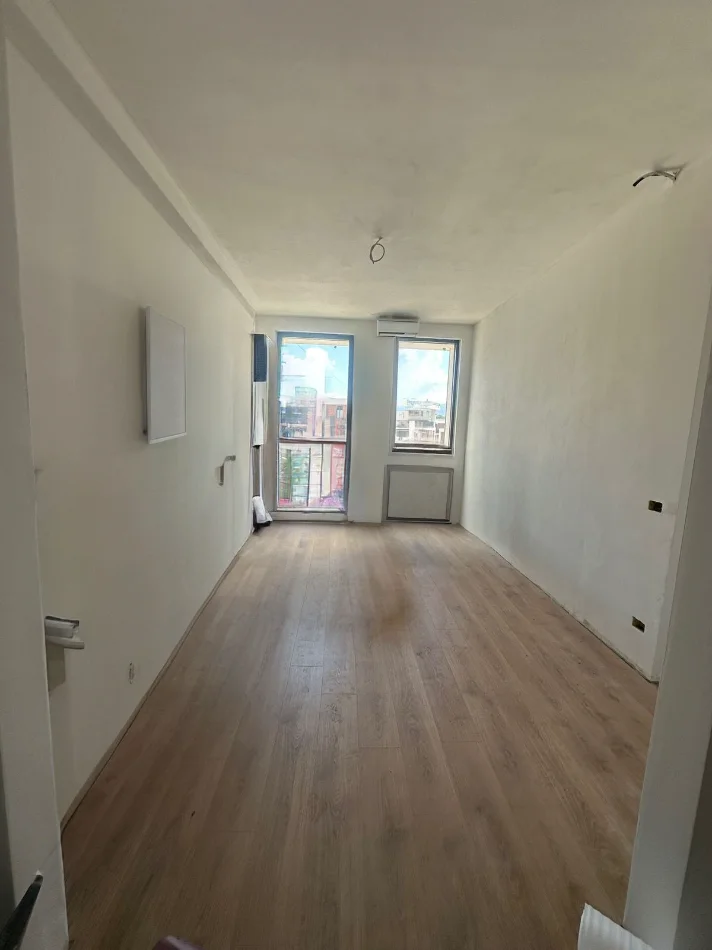 Tirane, shitet apartament 1+1 Kati 1, 86 m² 181.440 € (TEG)