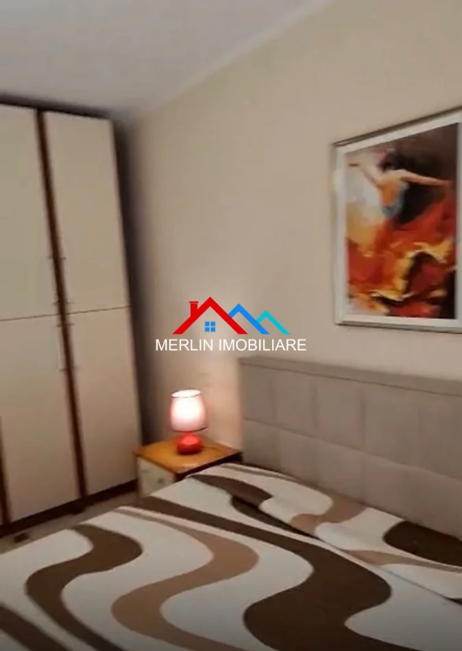 Tirane, jepet me qera apartament 1+1+Ballkon Kati 2, 90 m² 660 € (KOPSHTI ZOOLOGJIK)