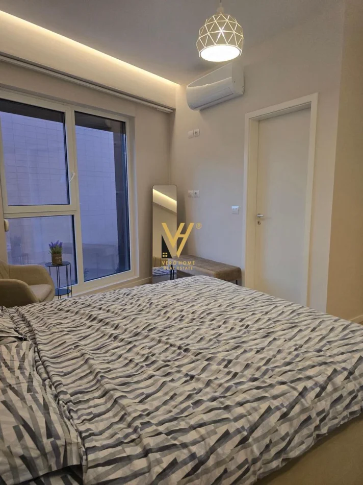 Tirane, jepet me qera apartament 2+1+Ballkon Kati 3, 102 m² 900 € (BULEVARDI I RI)