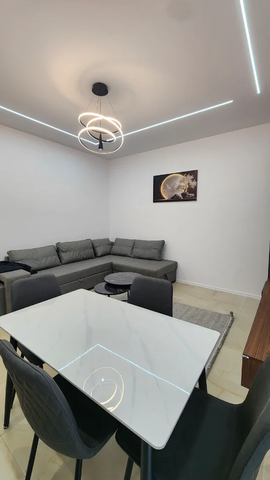 Tirane, jepet me qera apartament 1+1 Kati 0, 57 m² 600 € (Kodra e Diellit)