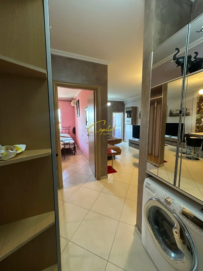 Tirane, jepet me qera apartament 2+1 Kati 5, 60 m² 500 € (KODRA E DIELLIT)