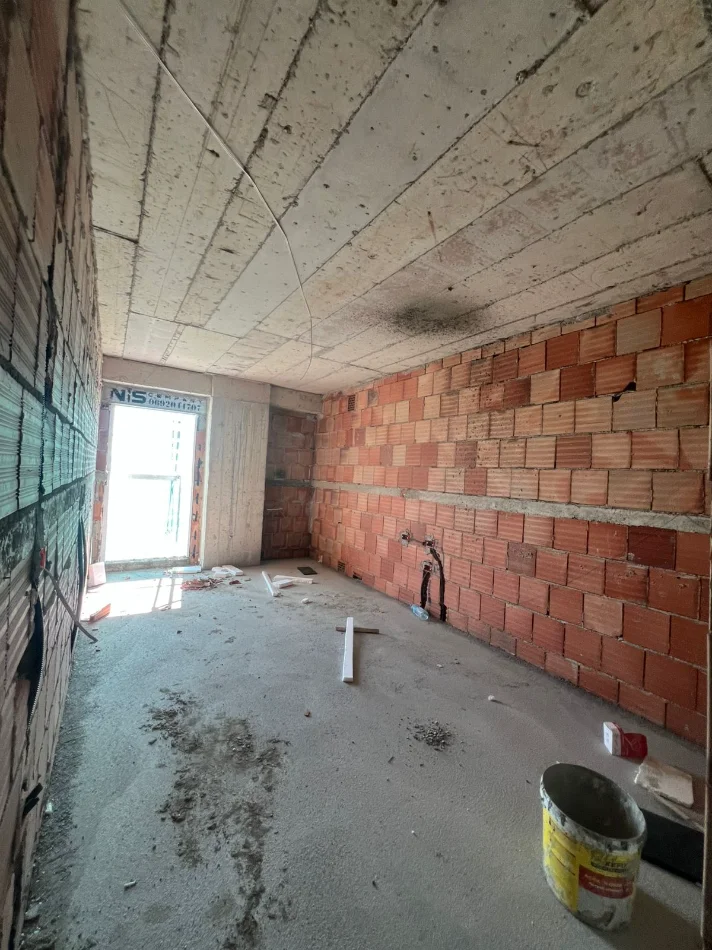 Tirane, shitet apartament 2+1+Aneks+Ballkon Kati 5, 105 m² 152.000 € 