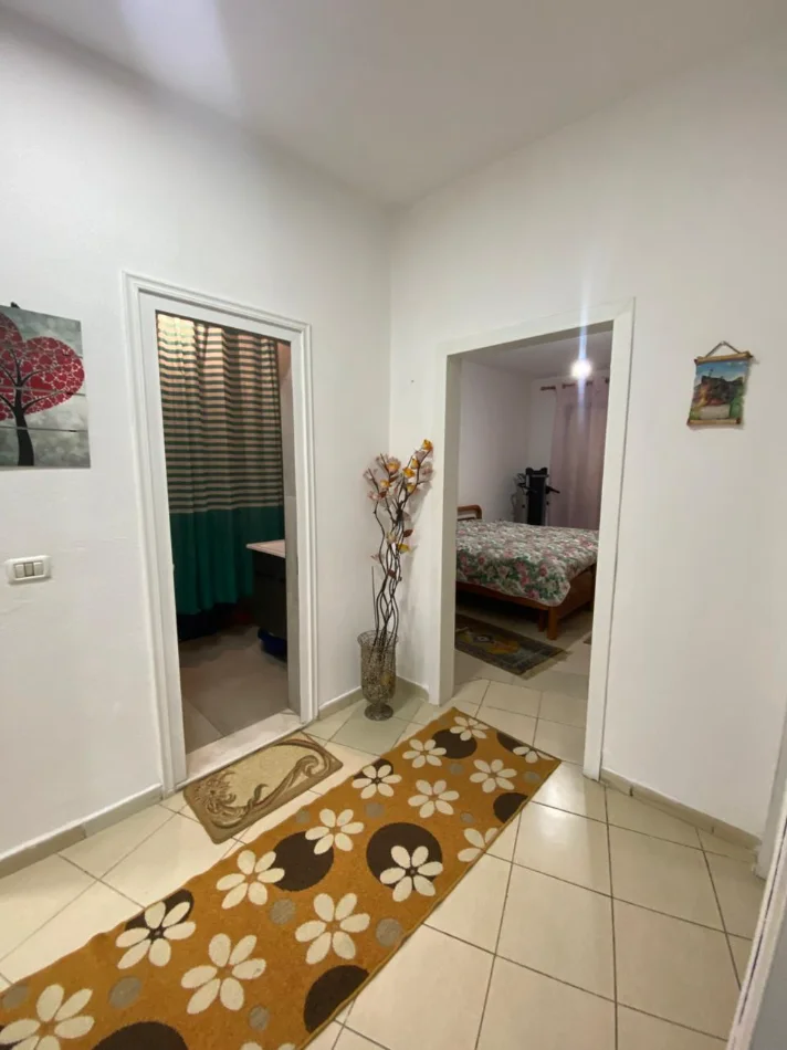 Tirane, jepet me qera apartament 2+1+2 Kati 1, 100 m² 600 € (Selite)
