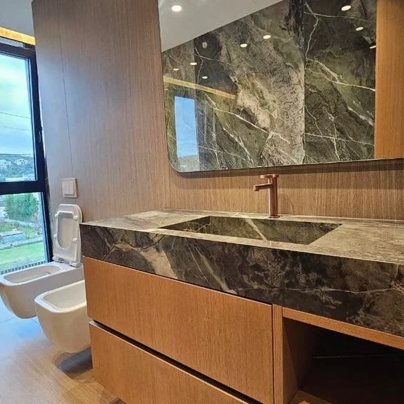 Tirane, jepet me qera Vile 3 Katshe , 360 m² 5.000 € (TEG)
