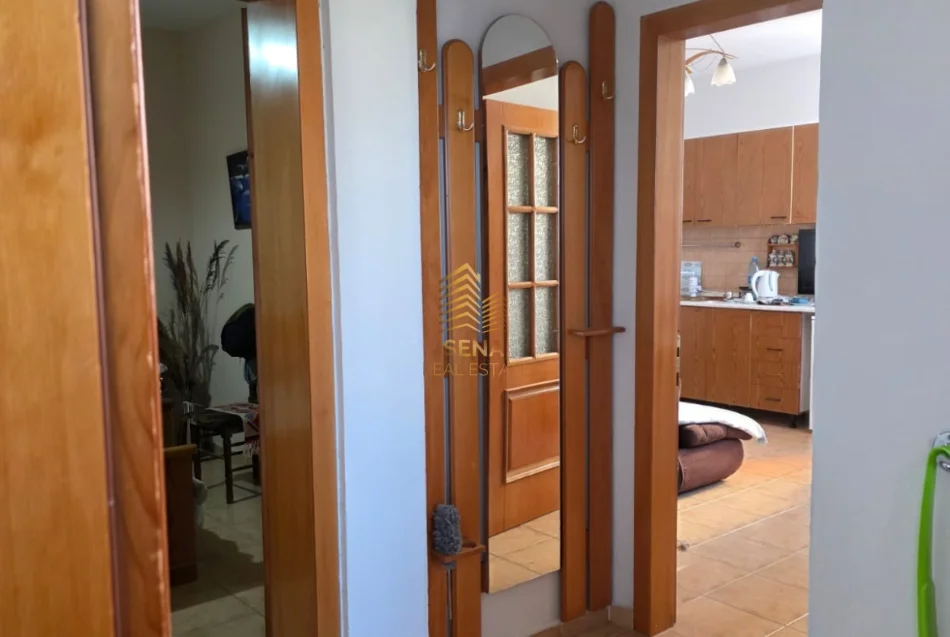 Tirane, jepet me qera apartament 1+1 Kati 5, 60 m² 500 € (Bulevardi Zogu i I)